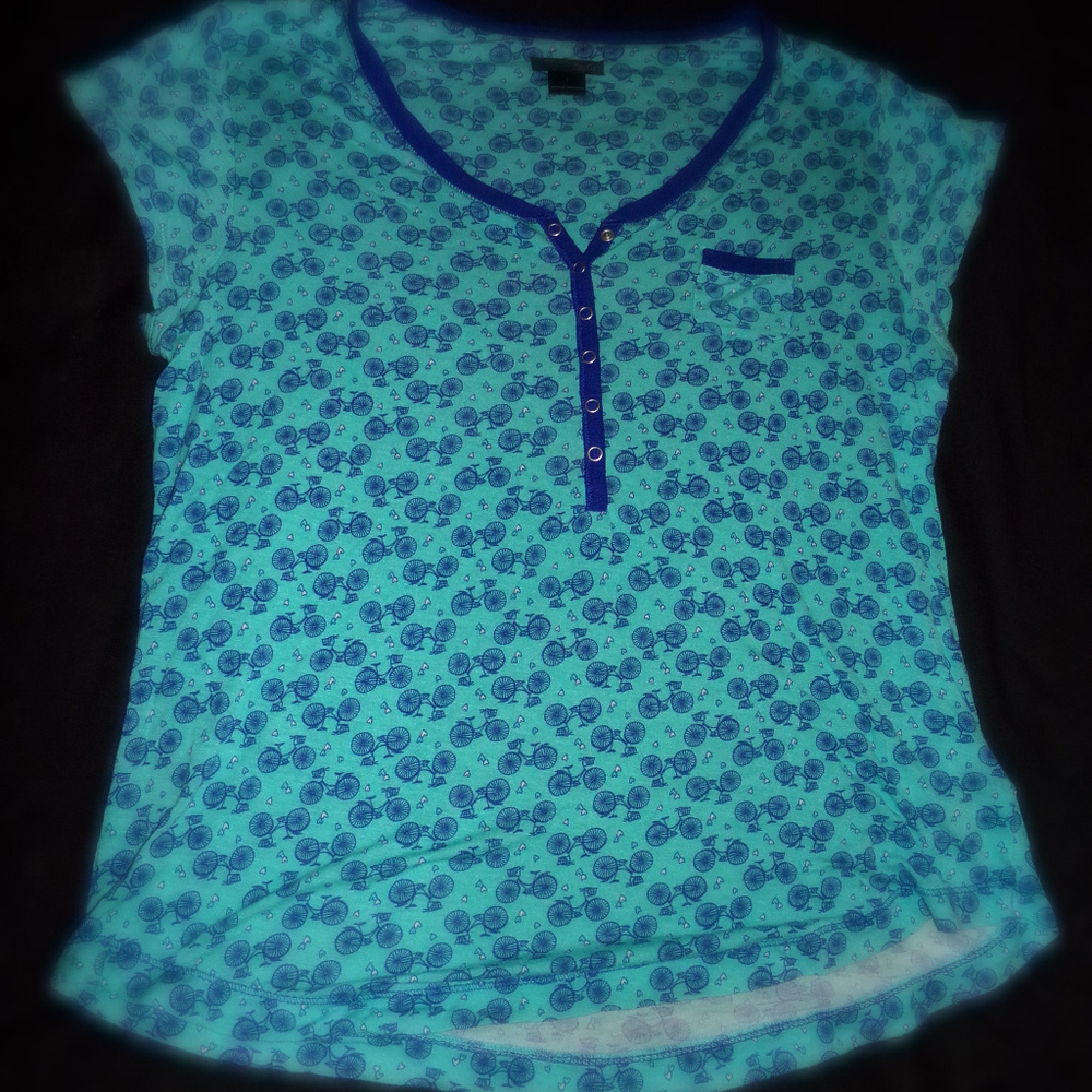 Layla Bicycle Shirt Size Large